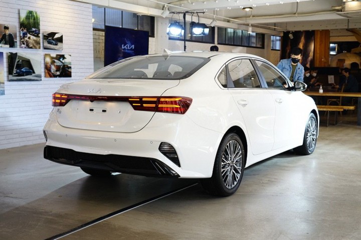 c 3
